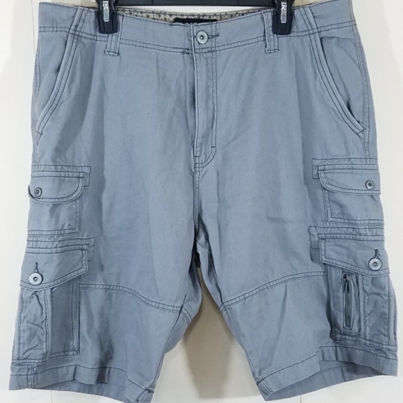 mens light grey cargo shorts